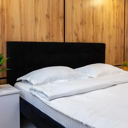 Leogrand Vip On Pidhirna 3 * Lemberg