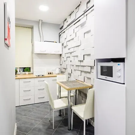 Leogrand Vip On Pidhirna 3 * Lviv