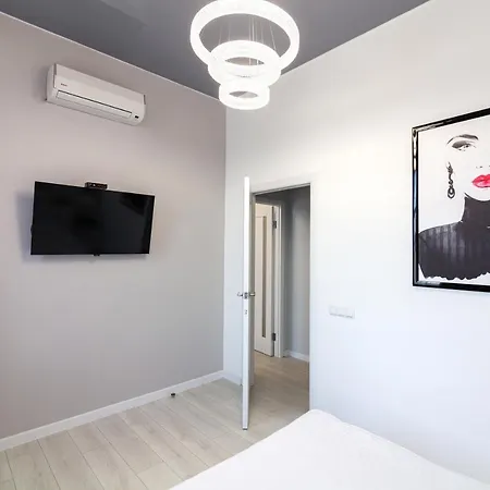 Leogrand Vip On Pidhirna 3 Apartment