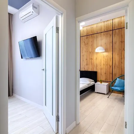 Leogrand Vip On Pidhirna 3 *